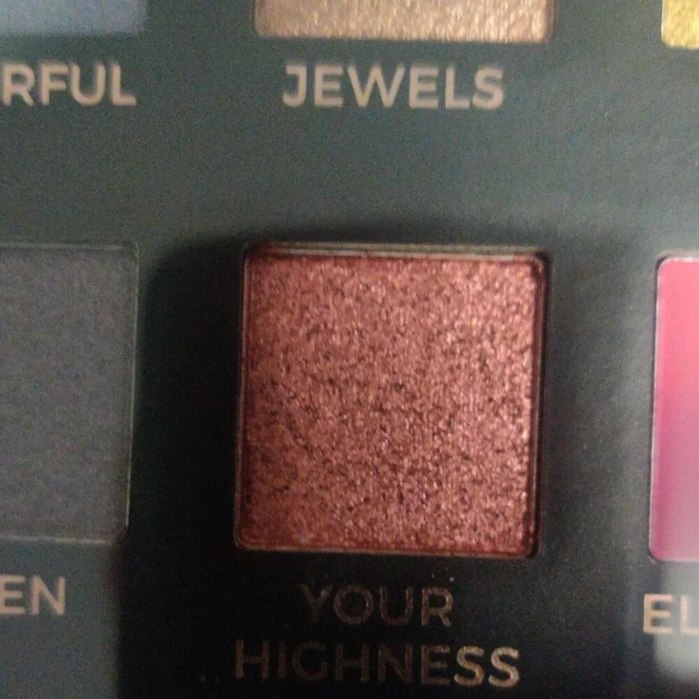 Eloise The Queen Eyeshadow Palette Pressed Powder Shimmer Metallic 20 colors